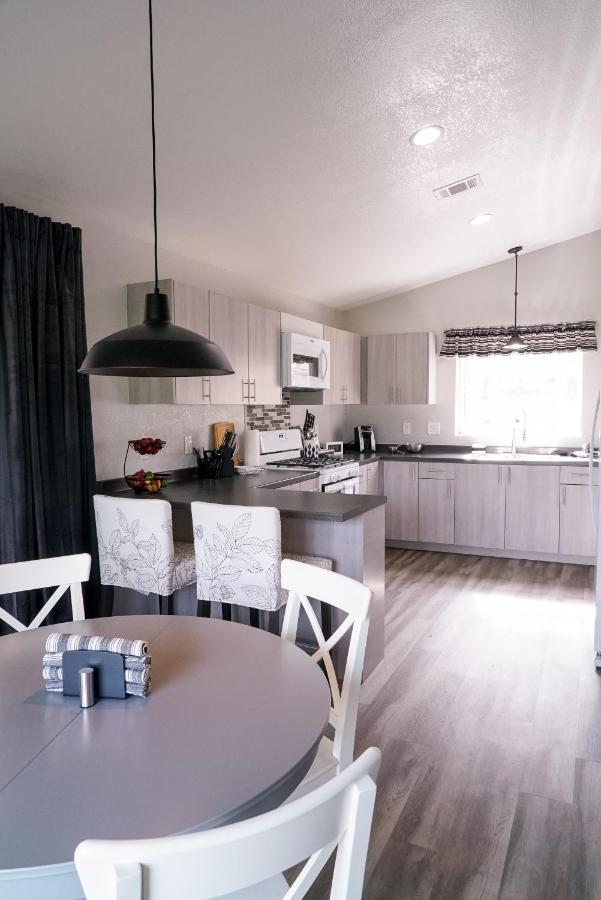 The Villas At Emerald Desert Desert Palms Екстериор снимка