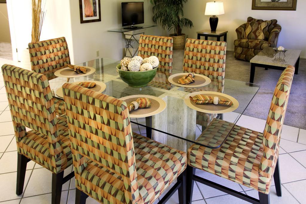 The Villas At Emerald Desert Desert Palms Стая снимка