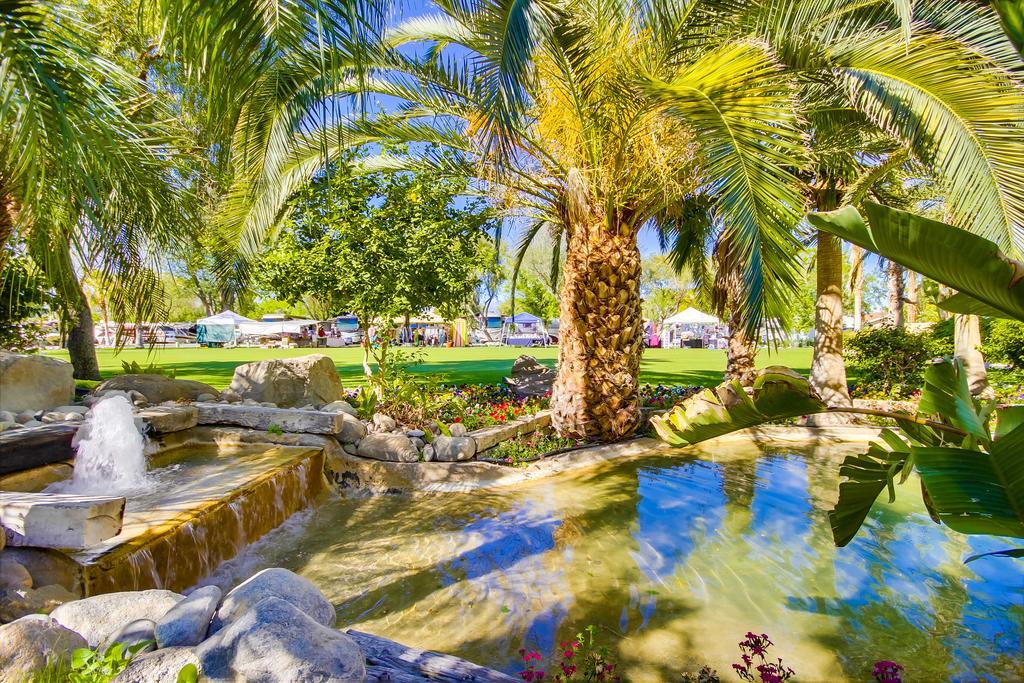 The Villas At Emerald Desert Desert Palms Екстериор снимка